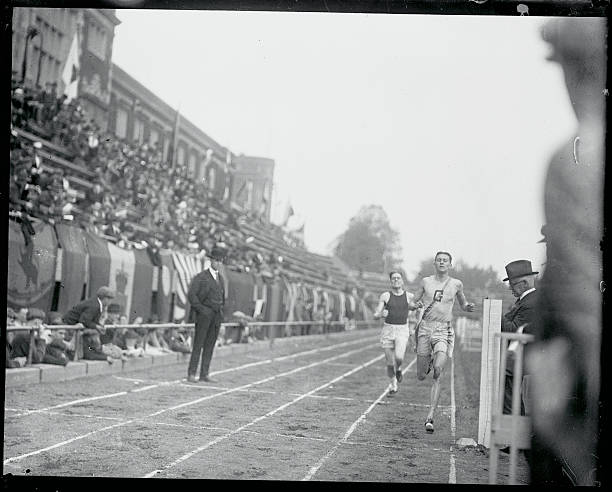 博爾特打球背后的故事：退役后的新激情