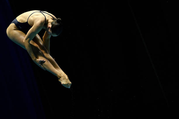 伏明霞的職業(yè)生涯與個人生活全解析