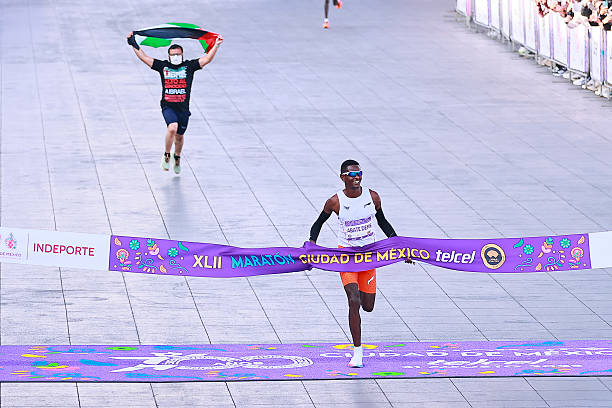 青海田徑運(yùn)動(dòng)員的勵(lì)志故事與精神風(fēng)貌