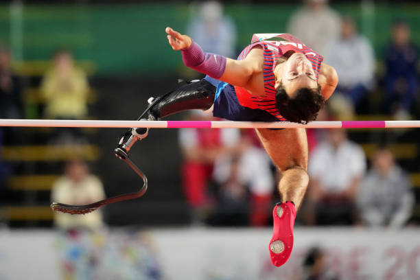 吳敏霞的現(xiàn)任職業(yè)是什么？揭秘她的多重身份！