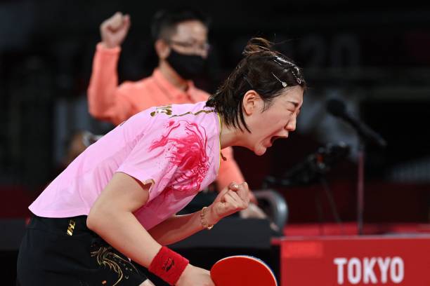 乒乓球的標(biāo)準(zhǔn)重量與直徑：國際乒聯(lián)規(guī)定詳解