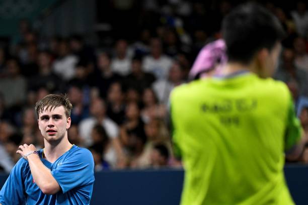 雙打賽場風云突變！多哈站跨國組合爆冷擊敗世乒賽冠軍