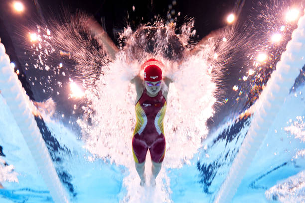 蝶泳八字，提升游泳水平