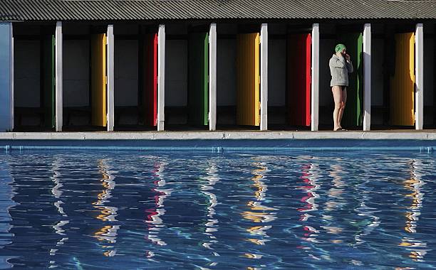 即時在線播放：游泳比賽“各就位-預(yù)備-出發(fā)”音效