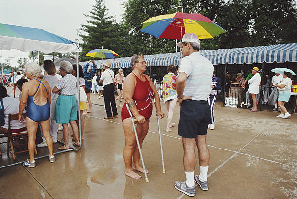 減肥運(yùn)動(dòng)選擇：游泳一小時(shí)和跑步五公里哪個(gè)效果更好？