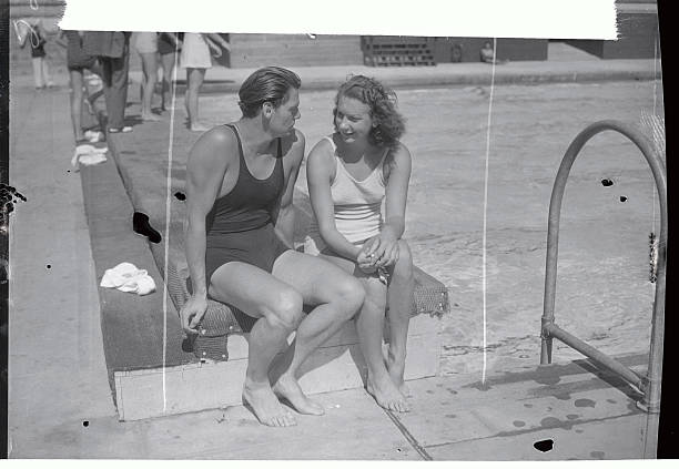 游泳二級運動員的體能測試項目及達標成績