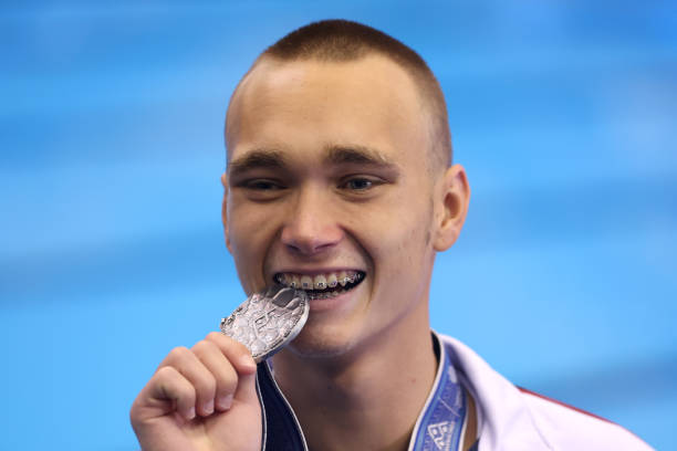 自由泳標準姿勢與速度提升的關(guān)系