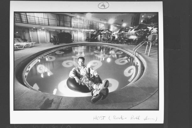 用場景描寫開篇：讓游泳比賽總結(jié)更出彩