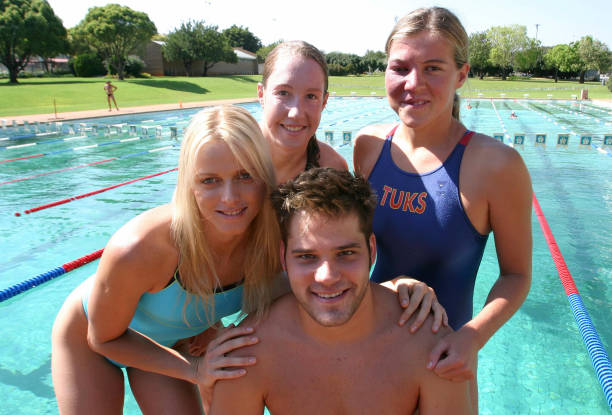 仰泳慢動作視頻教程：糾正錯誤動作，提升游泳水平