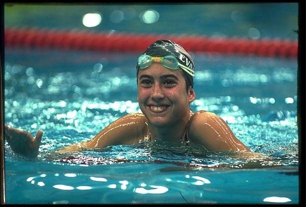 激流勇進(jìn)：校級游泳大賽精彩回眸