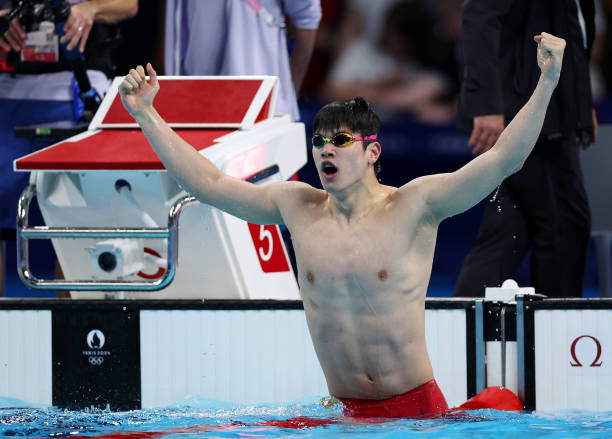 從構(gòu)思到完成：游泳比賽簡筆畫創(chuàng)作全過程