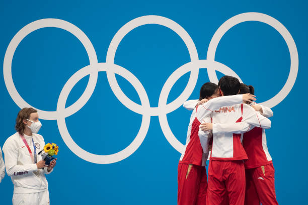 蛙泳腿部訓(xùn)練方法：提高游泳效率與速度