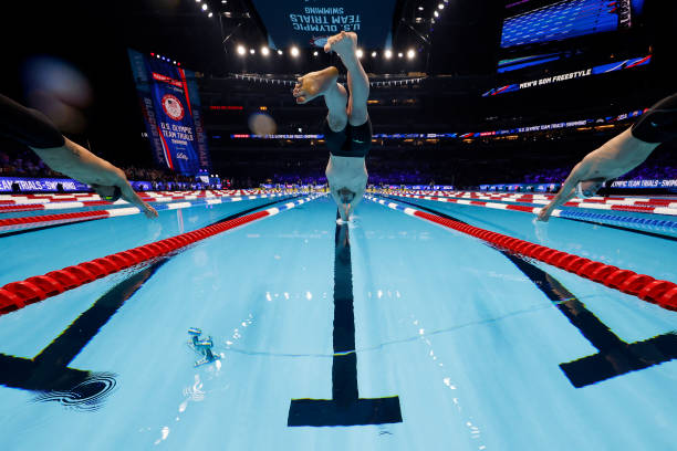 不同泳姿比賽要點(diǎn)：自由泳、蛙泳、蝶泳、仰泳技巧解析