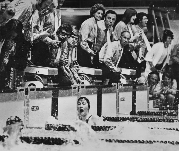 游泳跳水的幾種常見(jiàn)動(dòng)作及其名稱