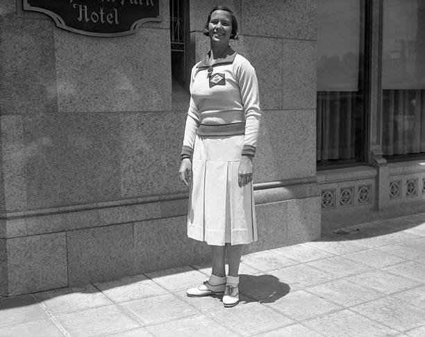 享受陽(yáng)光還是擔(dān)心曬傷？露天游泳池的優(yōu)缺點(diǎn)分析