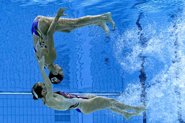 仰泳訓(xùn)練指南：如何保持身體平衡與呼吸節(jié)奏