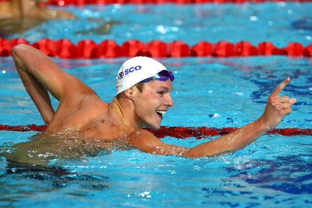 游泳裝備全攻略：如何選擇適合你的游泳工具箱