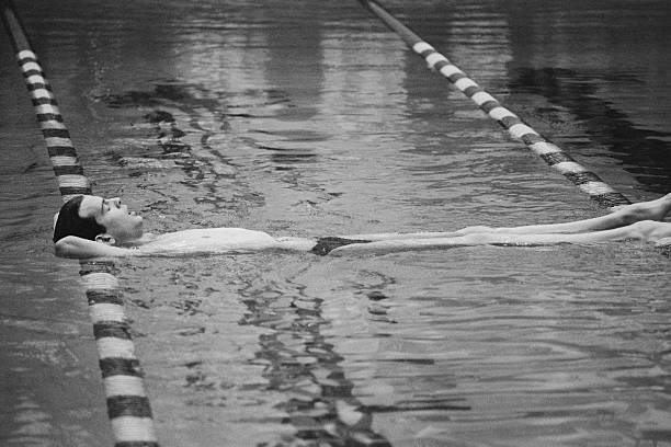 各地區(qū)游泳救生員考證報名費差異大嗎？