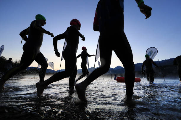 游泳教練薪資結(jié)構(gòu)表格：不同級別教練的薪資對比