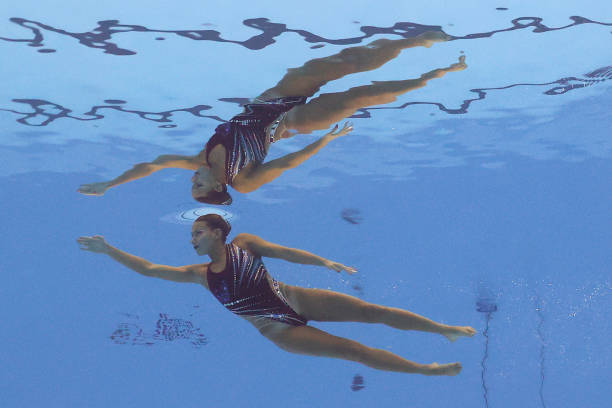 如何通過(guò)技術(shù)動(dòng)作優(yōu)化減少游泳時(shí)的水阻力