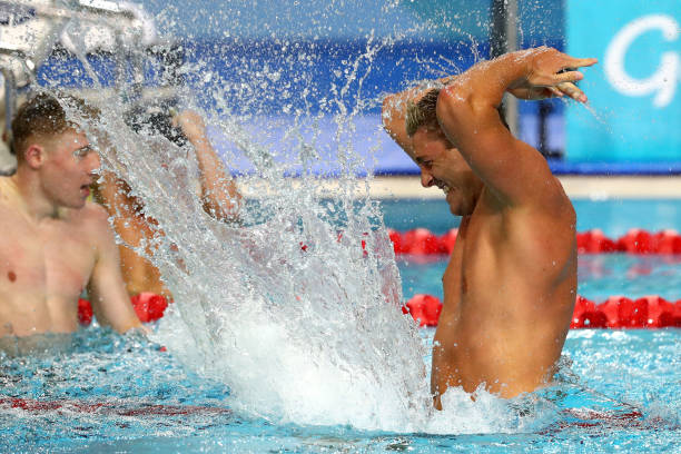 花樣游泳精選回放：重溫藝術(shù)與技巧的完美結(jié)合