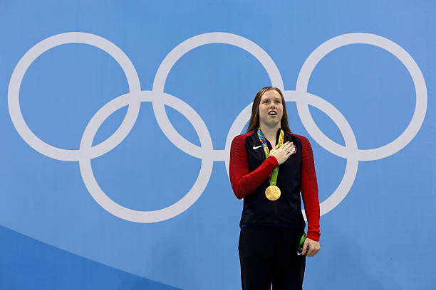 女孩子游泳的好處與壞處：如何科學(xué)安排訓(xùn)練計劃