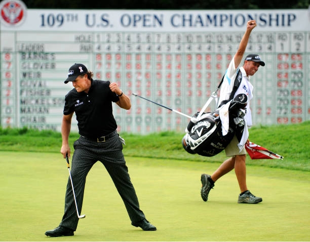 反手擊球教學(xué)：單反與雙反的對比與練習(xí)方法