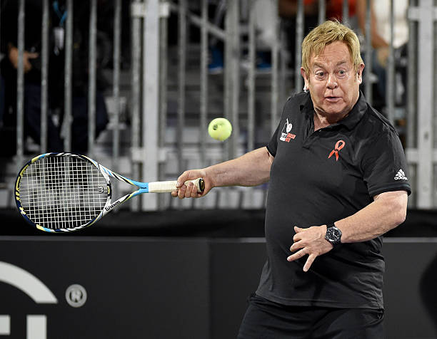 硬地、草地、紅土網(wǎng)球場地尺寸是否相同？