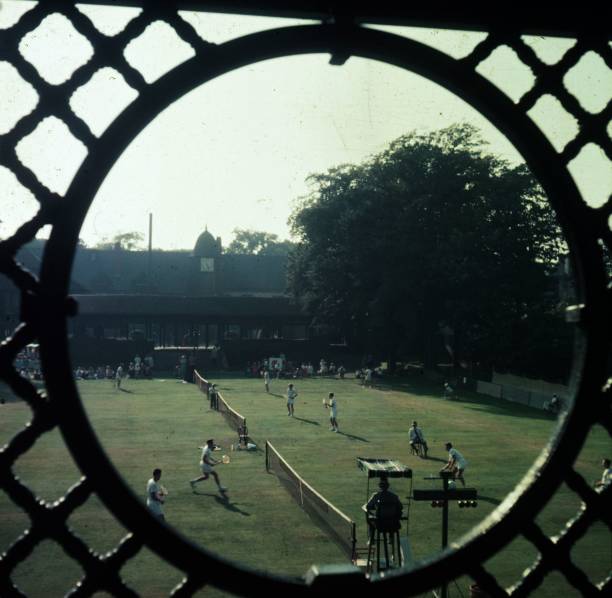 以分解步驟的方式詳細(xì)解讀完整動(dòng)作