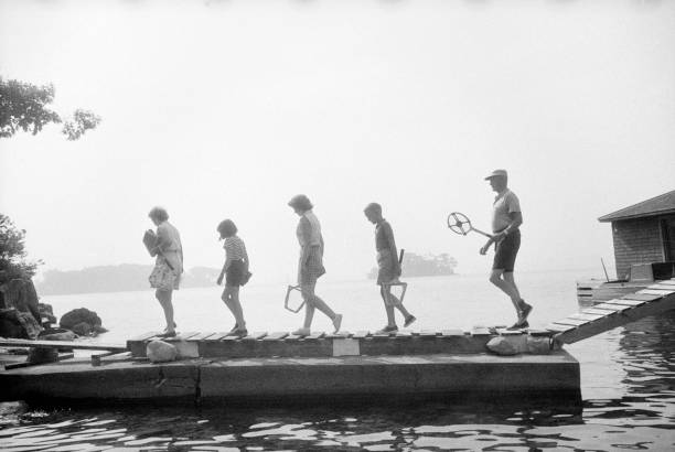 建造標(biāo)準(zhǔn)網(wǎng)球雙打場地：尺寸、材料與布局指南