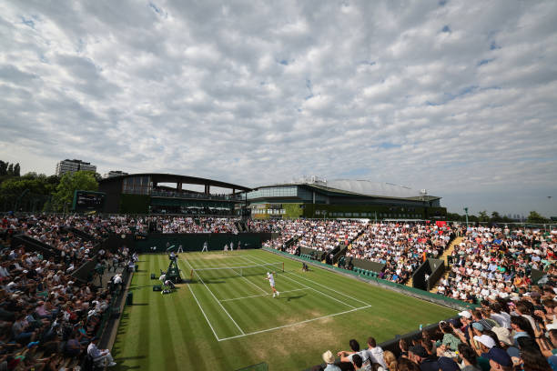 網(wǎng)球雙打術(shù)語(yǔ)：站位、配合與戰(zhàn)術(shù)分工