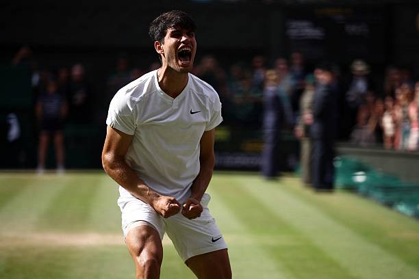 斯蒂法諾斯·西西帕斯：希臘網(wǎng)球天才的崛起之路