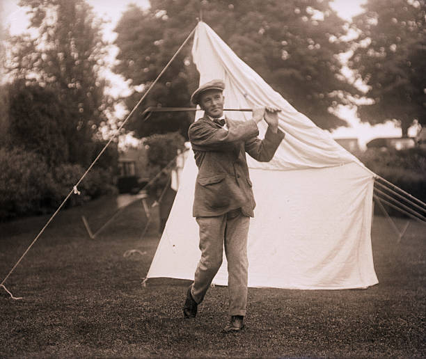 為什么法網(wǎng)是紅土，溫網(wǎng)是草地？四大滿貫場(chǎng)地背后的故事