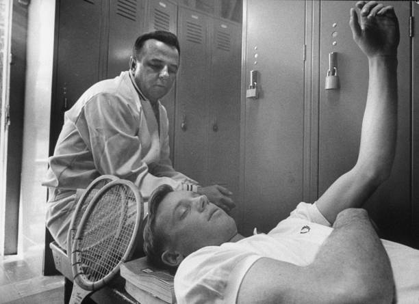 主裁如何計(jì)算發(fā)球時(shí)間？規(guī)則中的細(xì)節(jié)與執(zhí)行方式