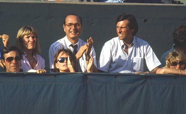 網(wǎng)球比賽中的分?jǐn)?shù)術(shù)語(yǔ)：愛(ài)、破發(fā)點(diǎn)和賽點(diǎn)