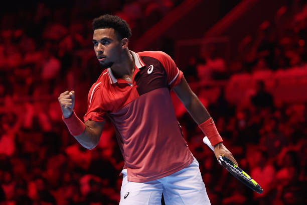 網(wǎng)球網(wǎng)的標(biāo)準(zhǔn)高度是多少？國際比賽規(guī)定解析