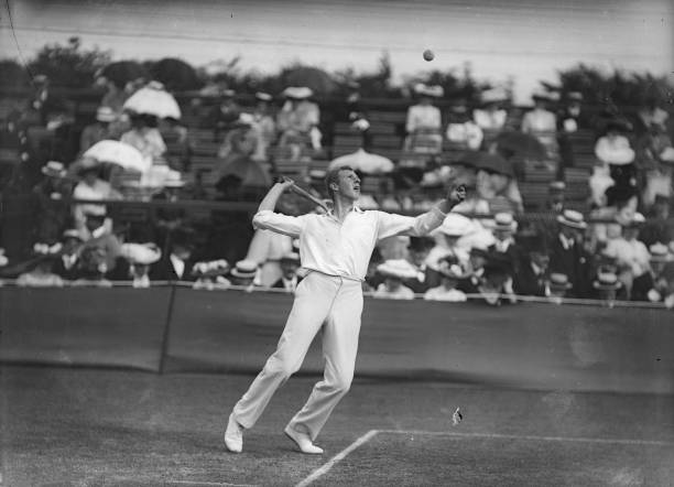 選購(gòu)指南：十大網(wǎng)球拍品牌的特點(diǎn)與適用人群分析