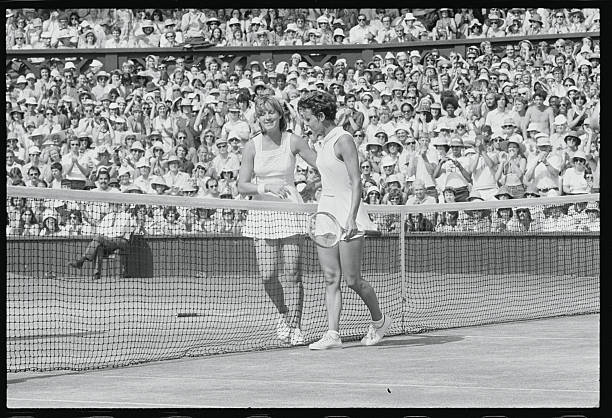 網(wǎng)球計(jì)分中的“平分”與“占先”是什么意思？