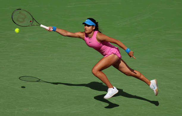 網(wǎng)球的氣壓影響：為什么職業(yè)選手經(jīng)常換新球？