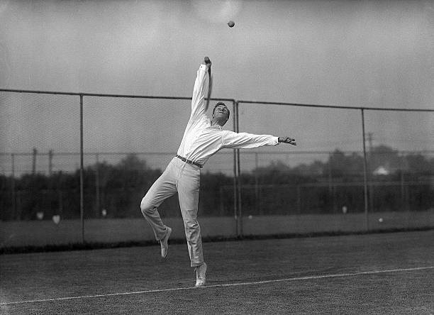 為什么法網辛納成為年度必看法律??？