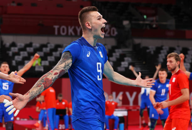 專業(yè)裁判教你識(shí)別發(fā)球違規(guī)：站位與動(dòng)作要點(diǎn)