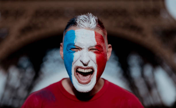 從零開(kāi)始：女生排球發(fā)球姿勢(shì)的逐步學(xué)習(xí)指南