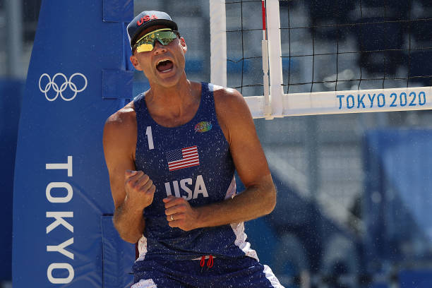 排球場地尺寸與標(biāo)記：規(guī)則圖解視頻全解析