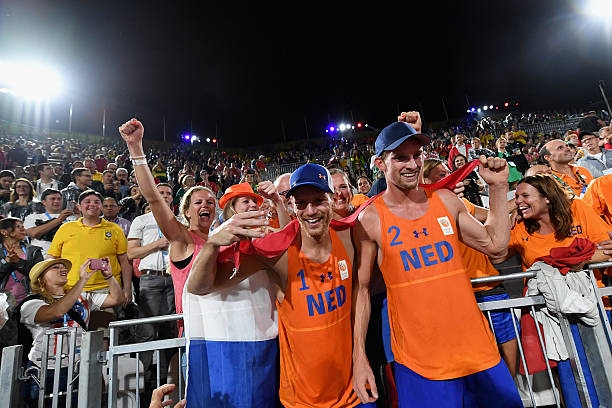 排球場上站位解析:不同戰(zhàn)術(shù)下的站位變化