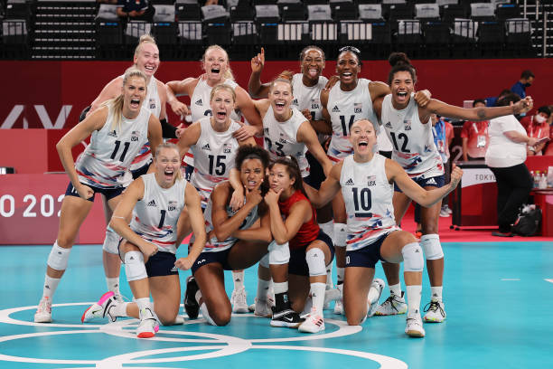 排球場(chǎng)的幾何學(xué)：所有界線尺寸、距離與位置的官方標(biāo)準(zhǔn)