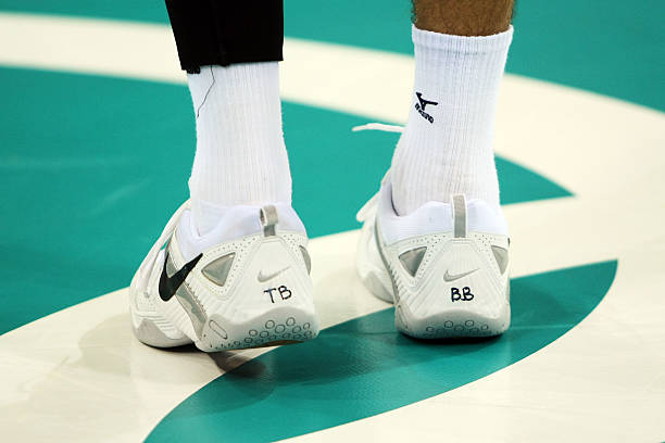 排球手臂外旋動作在發(fā)球和扣球中的應(yīng)用