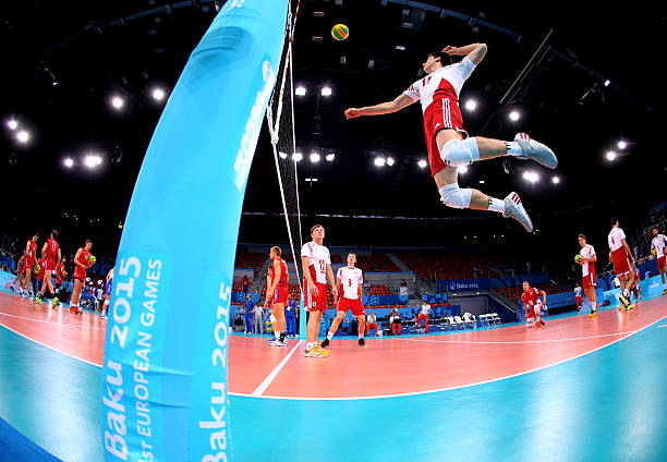 掌握排球基本規(guī)則：發(fā)球后的三次觸球機會