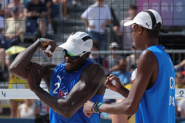 排球入門教學:學生如何快速提升技術(shù)水平