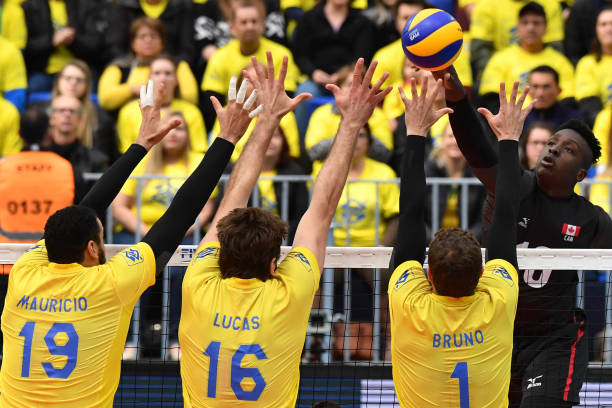 新手必看：排球比賽中的輪轉(zhuǎn)規(guī)則與站位指南