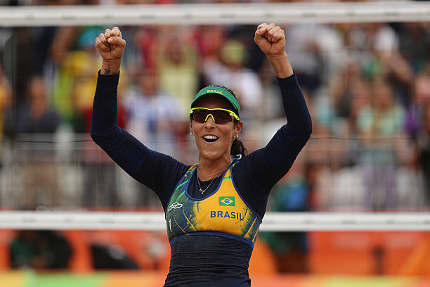 排球裁判手勢完全指南：視頻與圖解雙管齊下